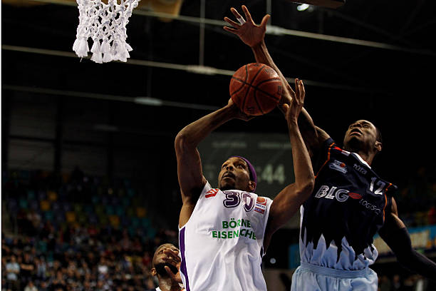 在关键比赛 在关键比赛