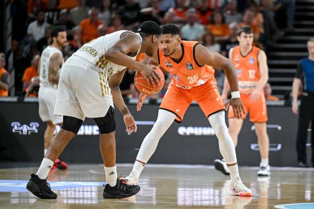 表现不仅让 表现不仅让